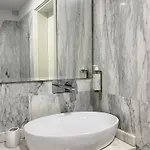 ホテル ラ スカラ 3*
