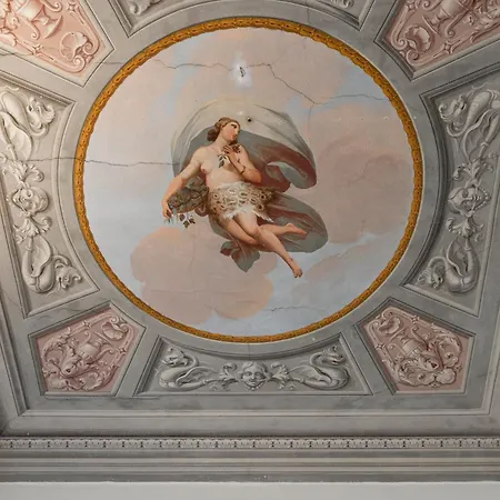 La Scala Hotel